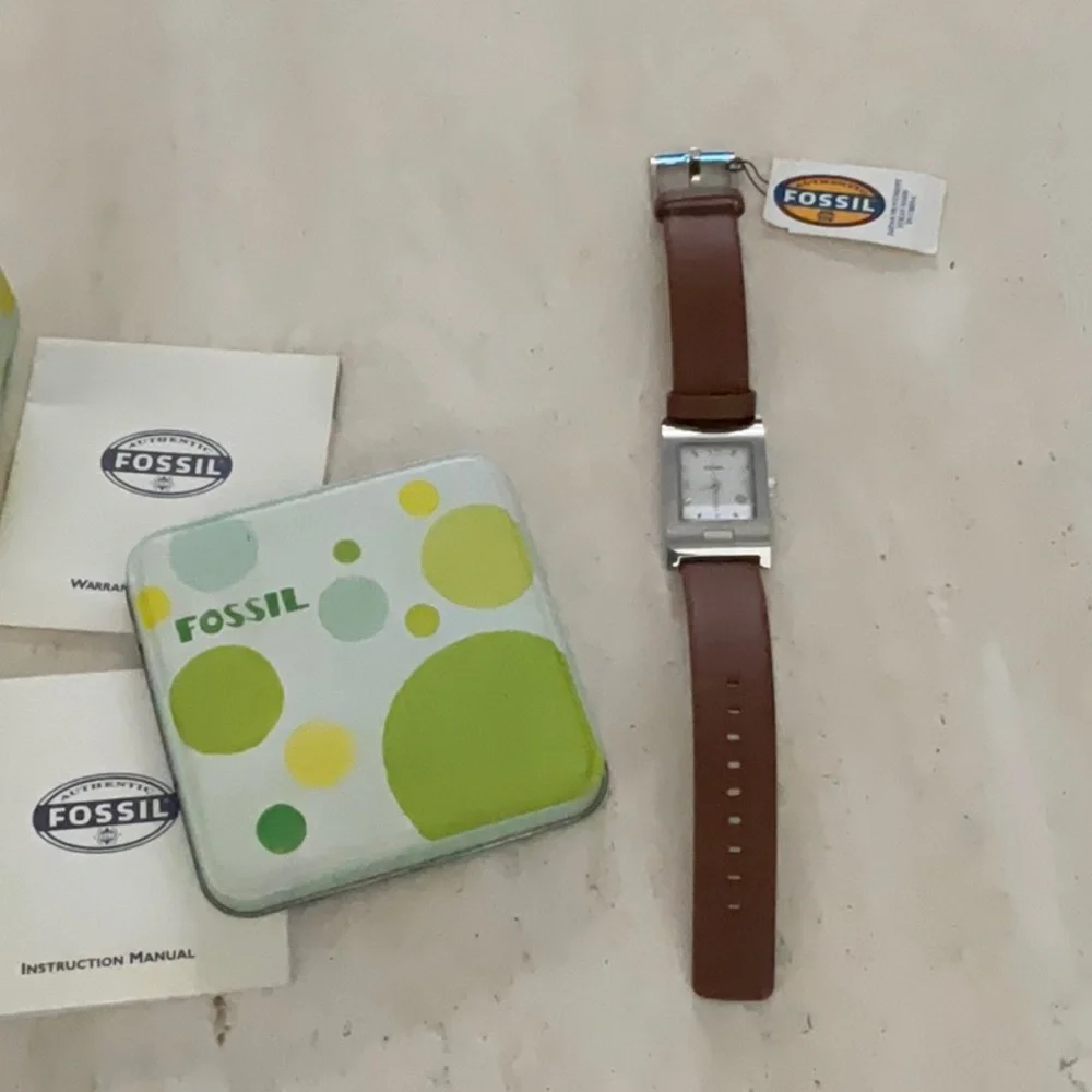 Fossil Watch Rectangle Leather Strap Water Resistant Silver Date New